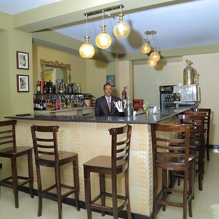 Addis Regency Hotel Exteriör bild