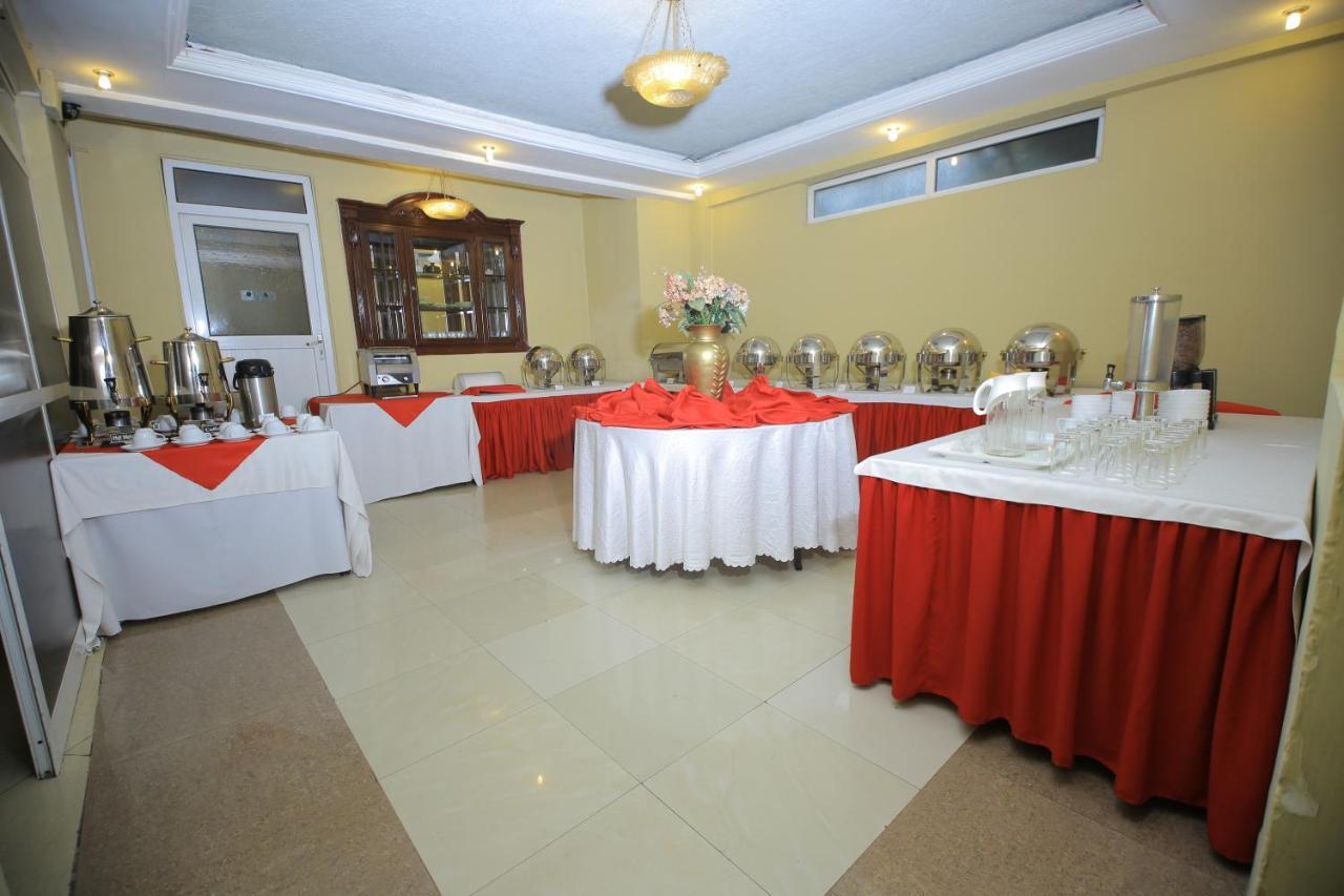 Addis Regency Hotel Exteriör bild